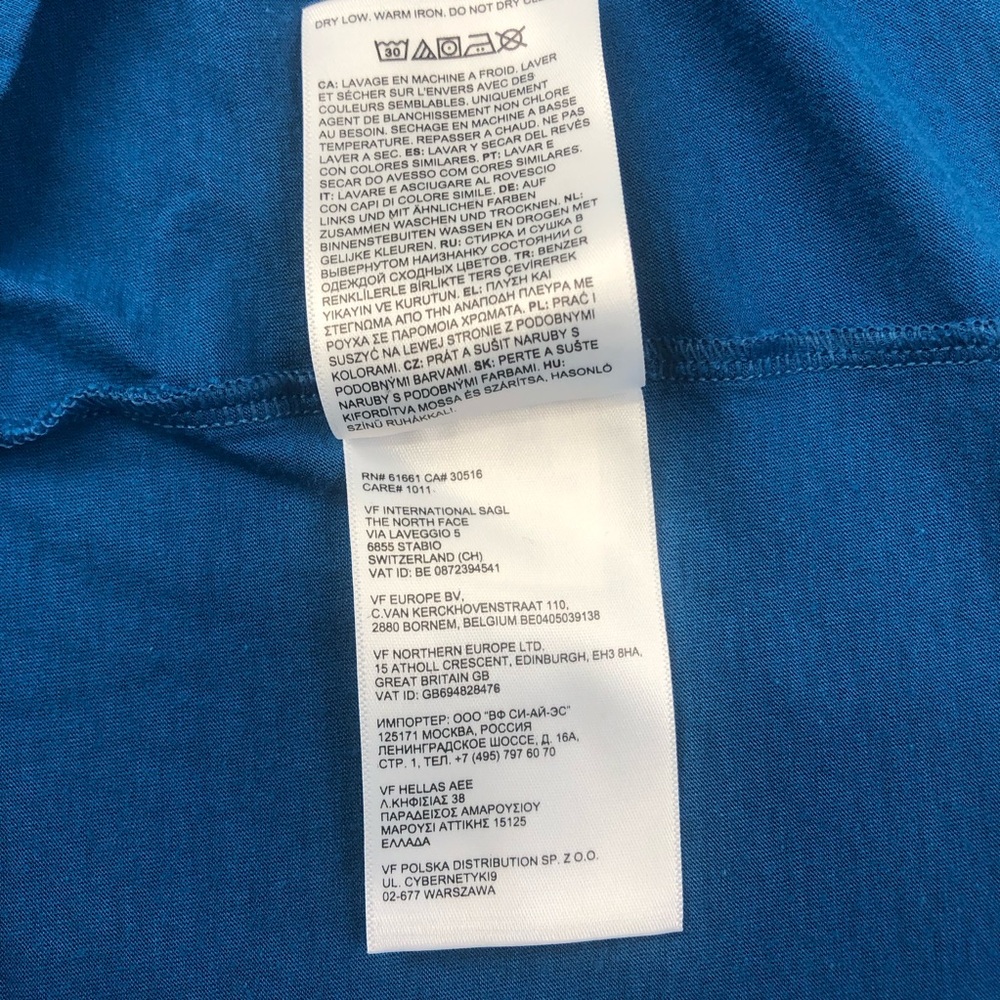 The North Face Women’s Graphic Tee - Picture 8 of 11
